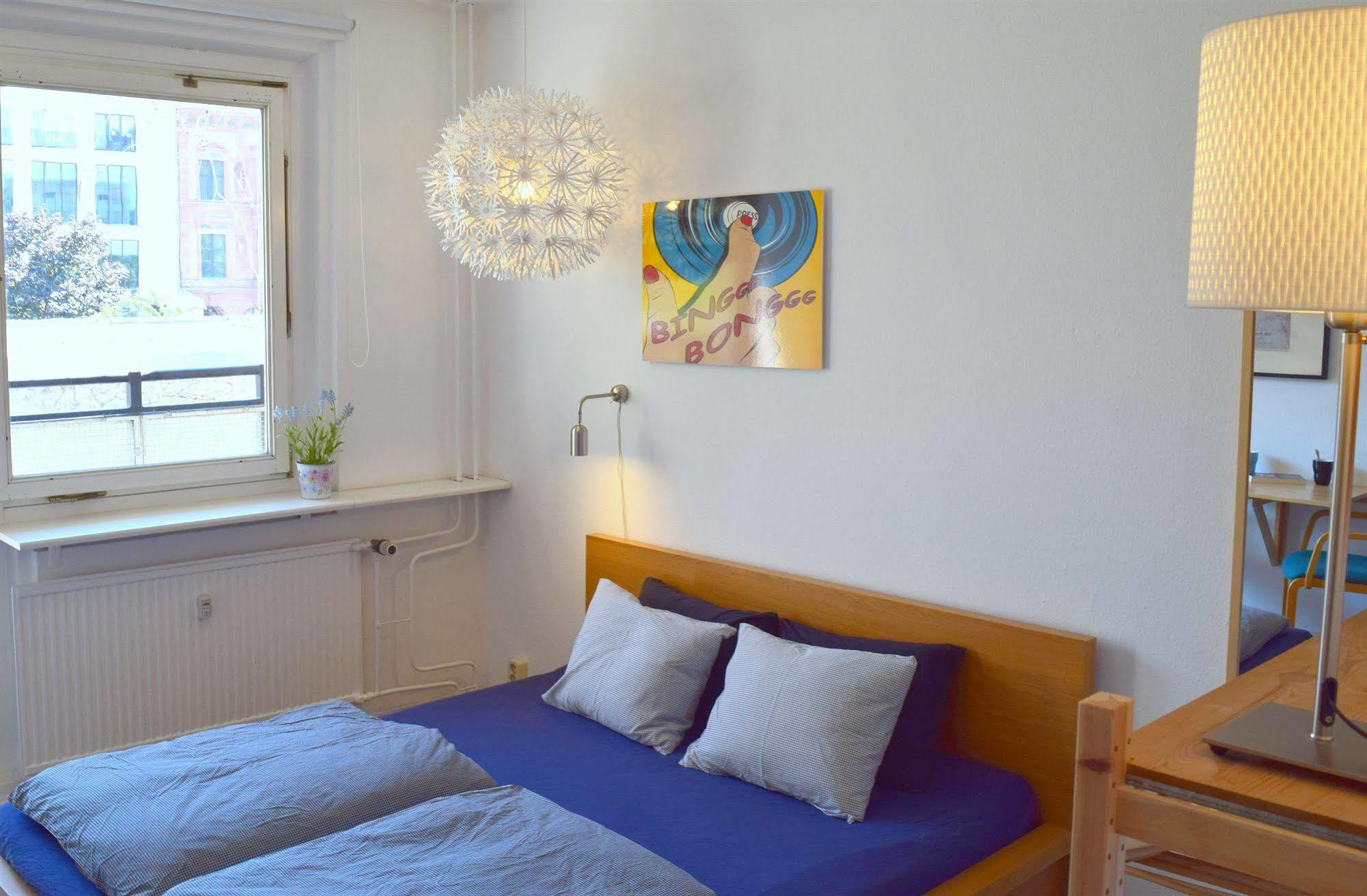 Sixmiles Guesthouse Berlin Ngoại thất bức ảnh